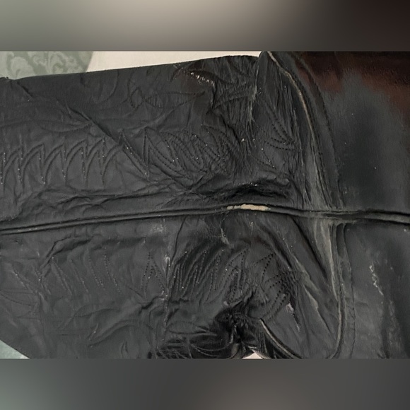 Vintage Black Cowboy boots - Picture 5 of 8